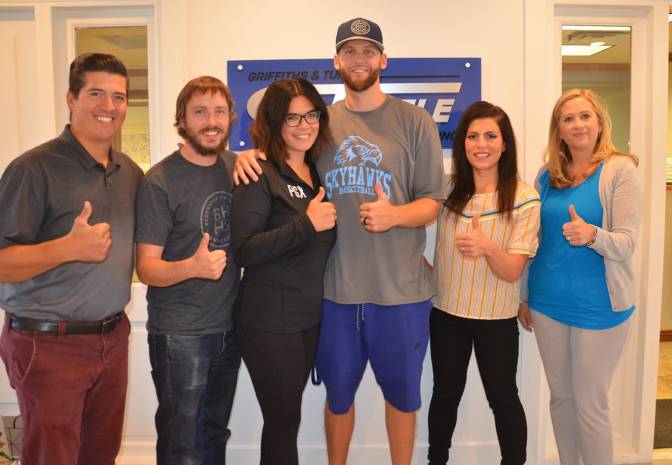 38773258_10156911259584665_159550845271146496_o