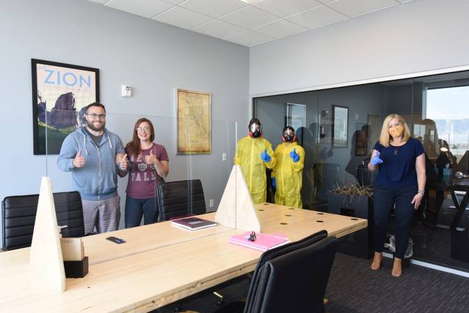 101731174_10158915813354665_1435368022175411449_o (1)